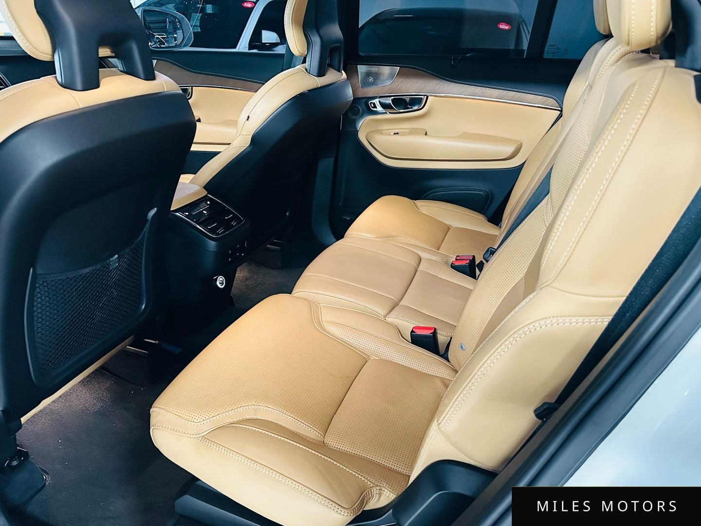 Volvo XC90 2018 — миниатюра 6