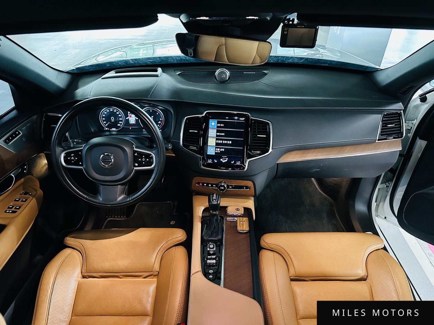 Volvo XC90 2018 — миниатюра 10