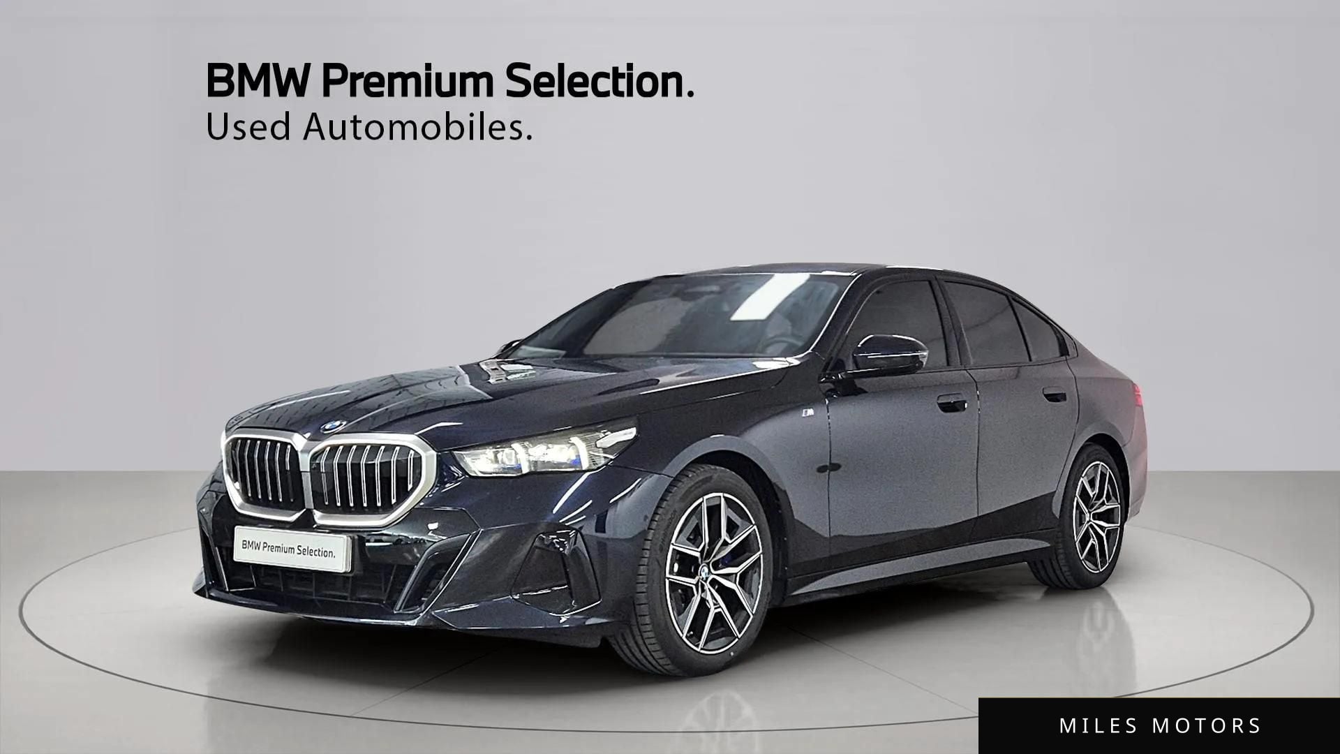 BMW 5 Series (G60) 2025 — фото 1 из 12
