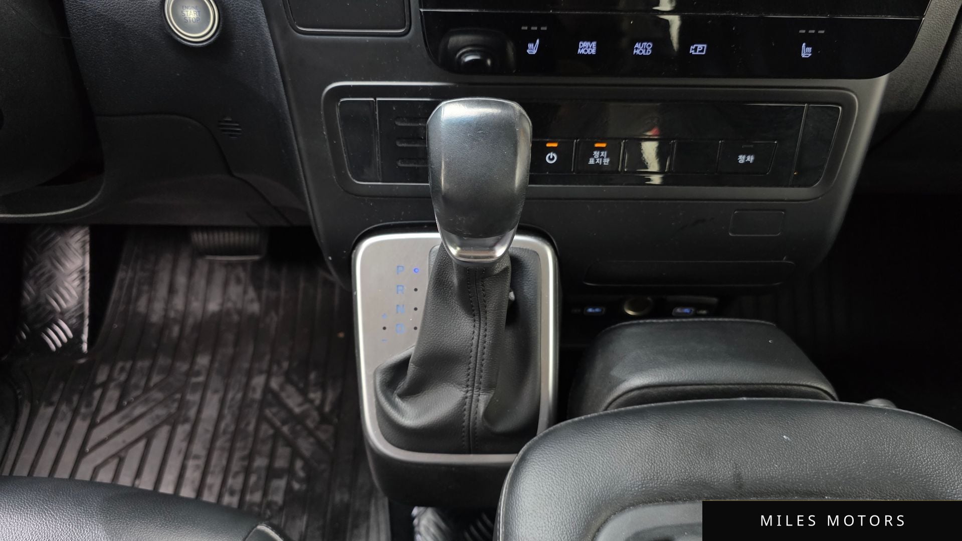 Hyundai Staria 2022 — миниатюра 12