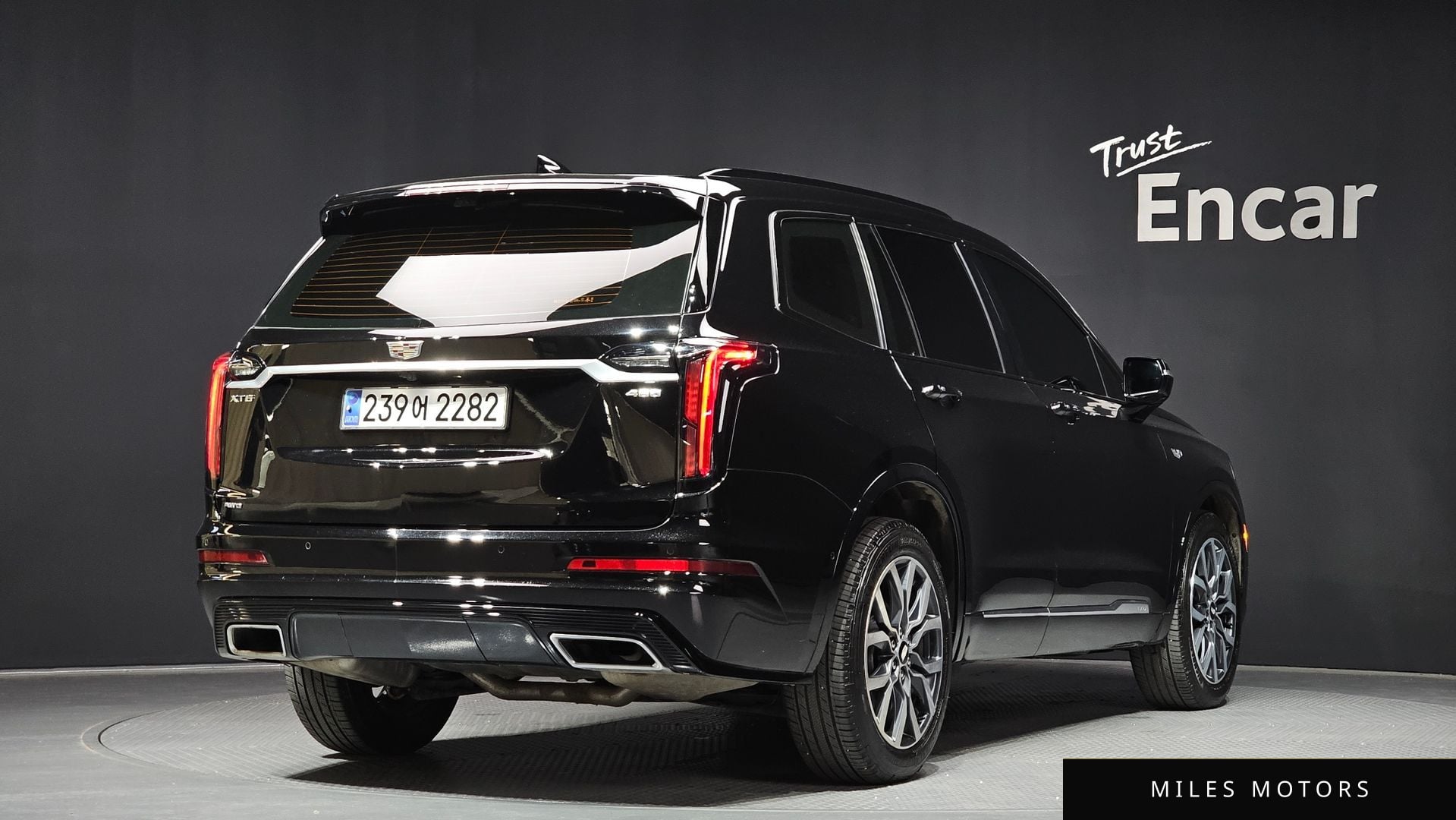 Cadillac XT6 2021 — миниатюра 2