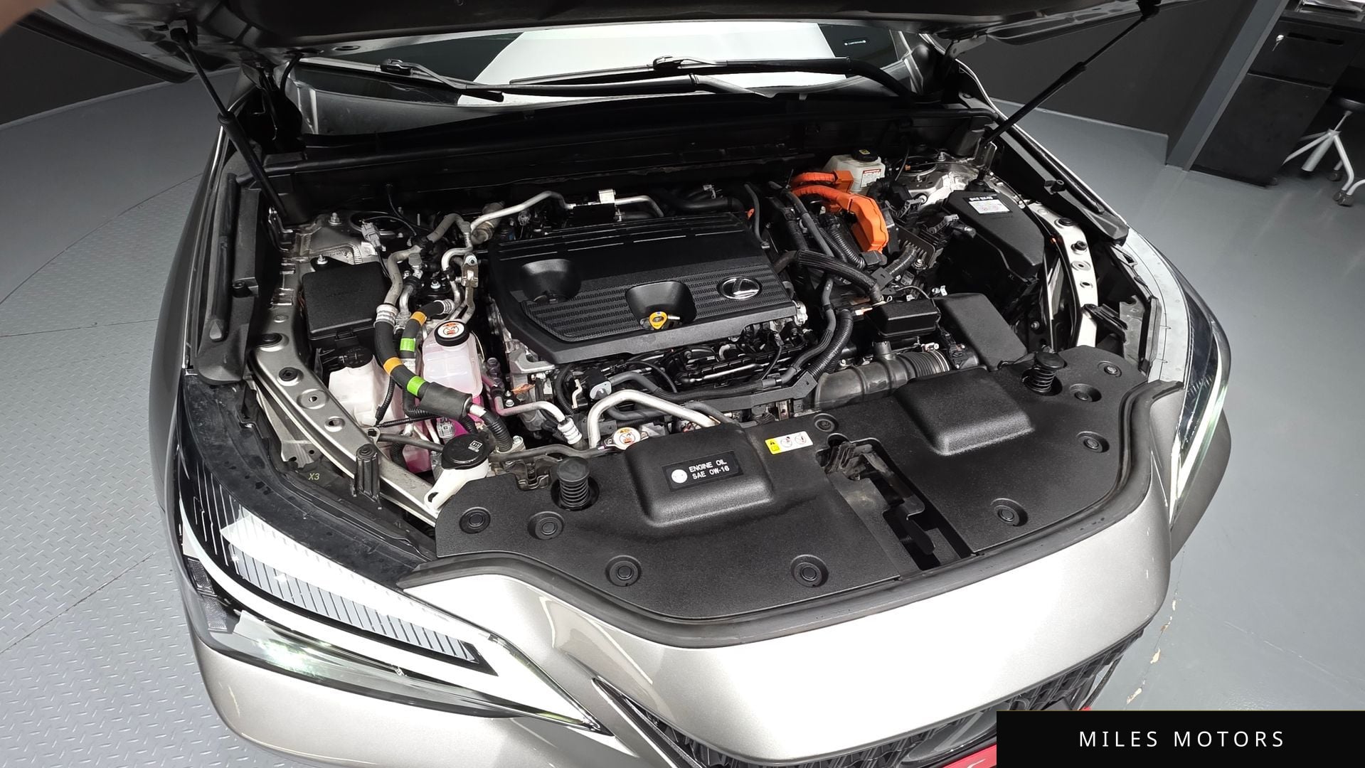 Лексус NX450h+ 2024 — миниатюра 6