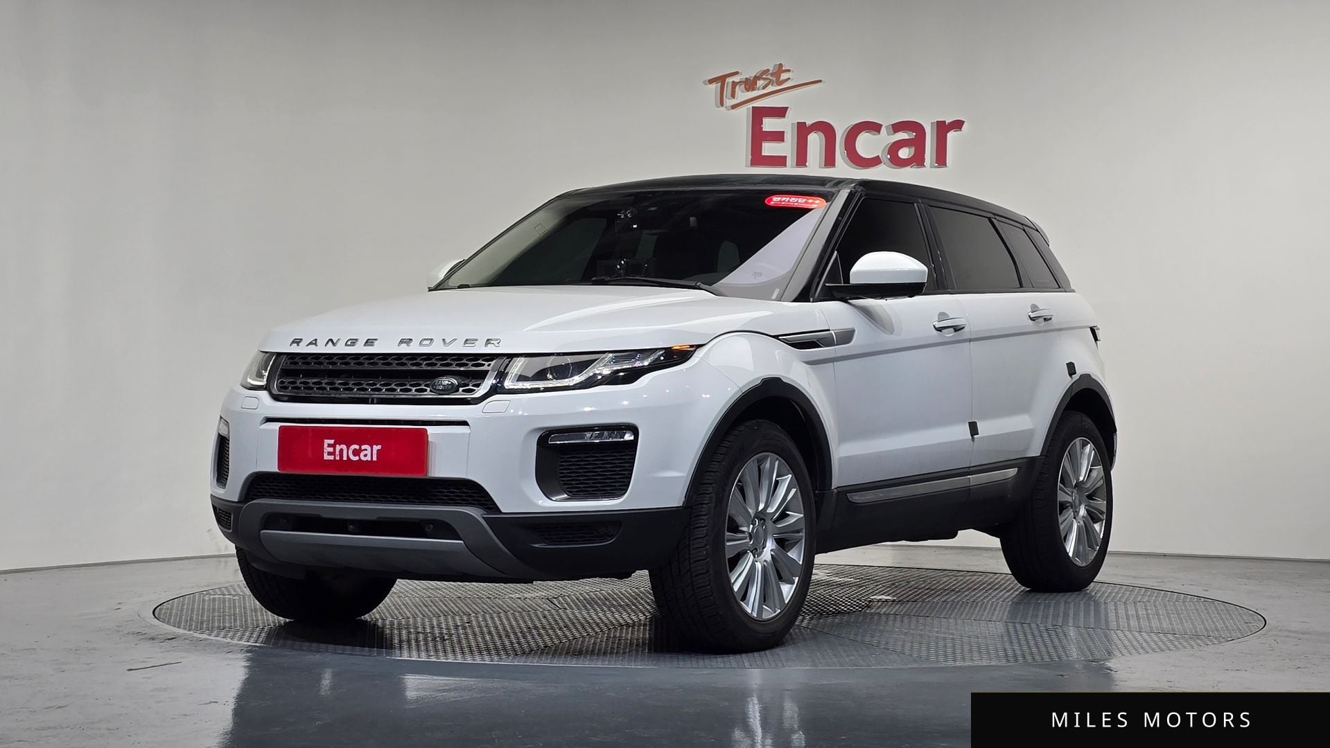 Land Rover Range Rover Evoque 2016 — фото 1 из 12