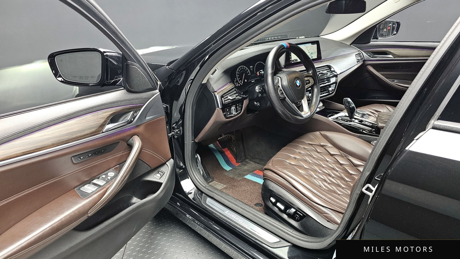 BMW 5 Series (G30) 2019 — миниатюра 10