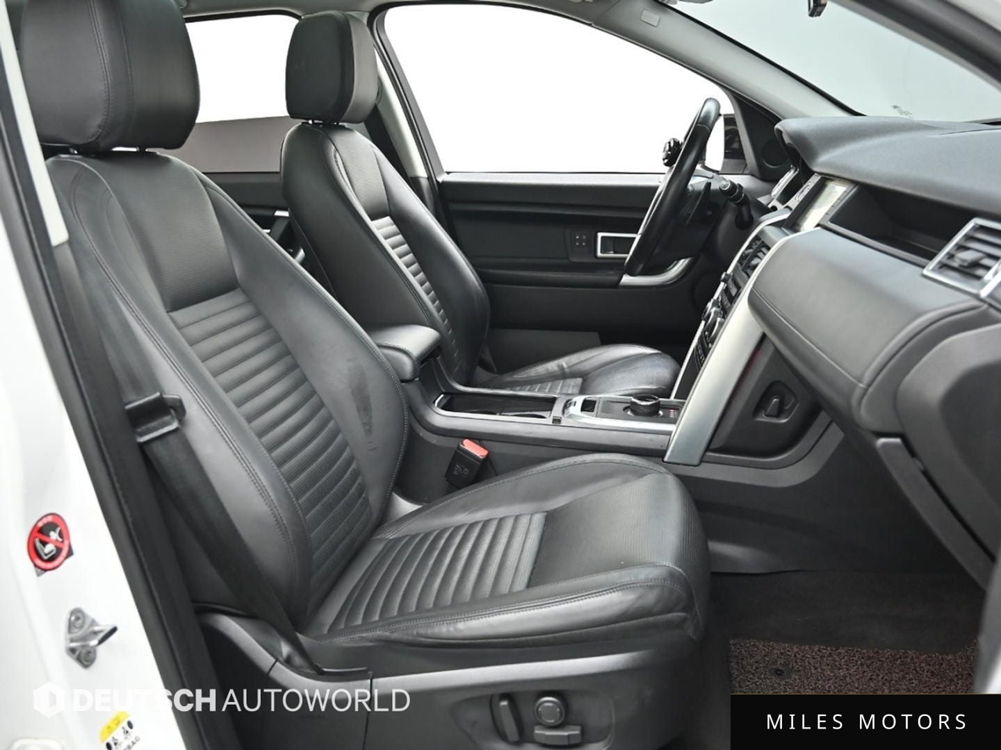 Land Rover Discovery Sport 2017 — миниатюра 10
