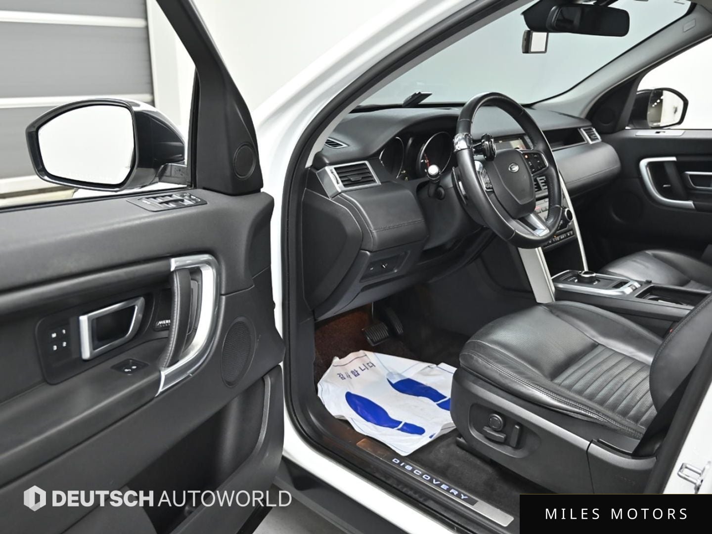 Land Rover Discovery Sport 2017 — миниатюра 11