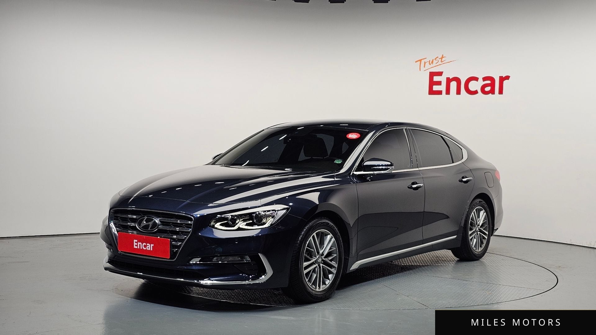 Hyundai Grandeur 2019 — фото 1 из 12