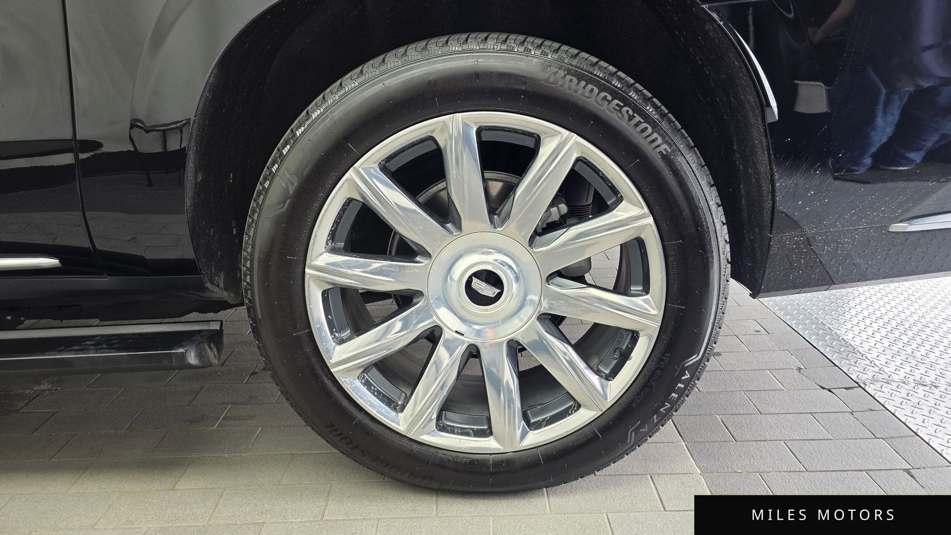 Cadillac Escalade 2023 — миниатюра 7