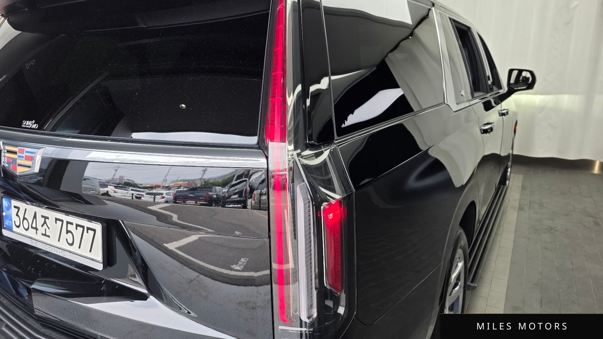 Cadillac Escalade 2023 — миниатюра 9