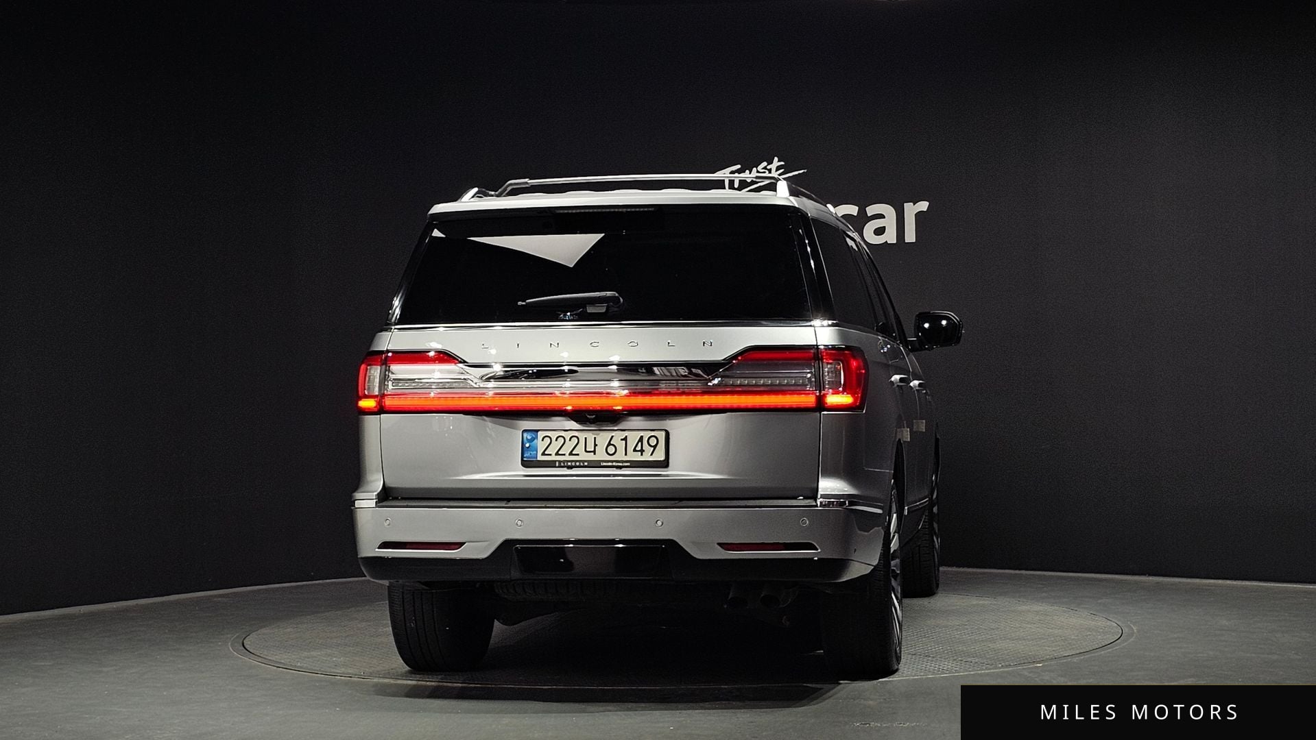 Lincoln Navigator 2021 — миниатюра 4