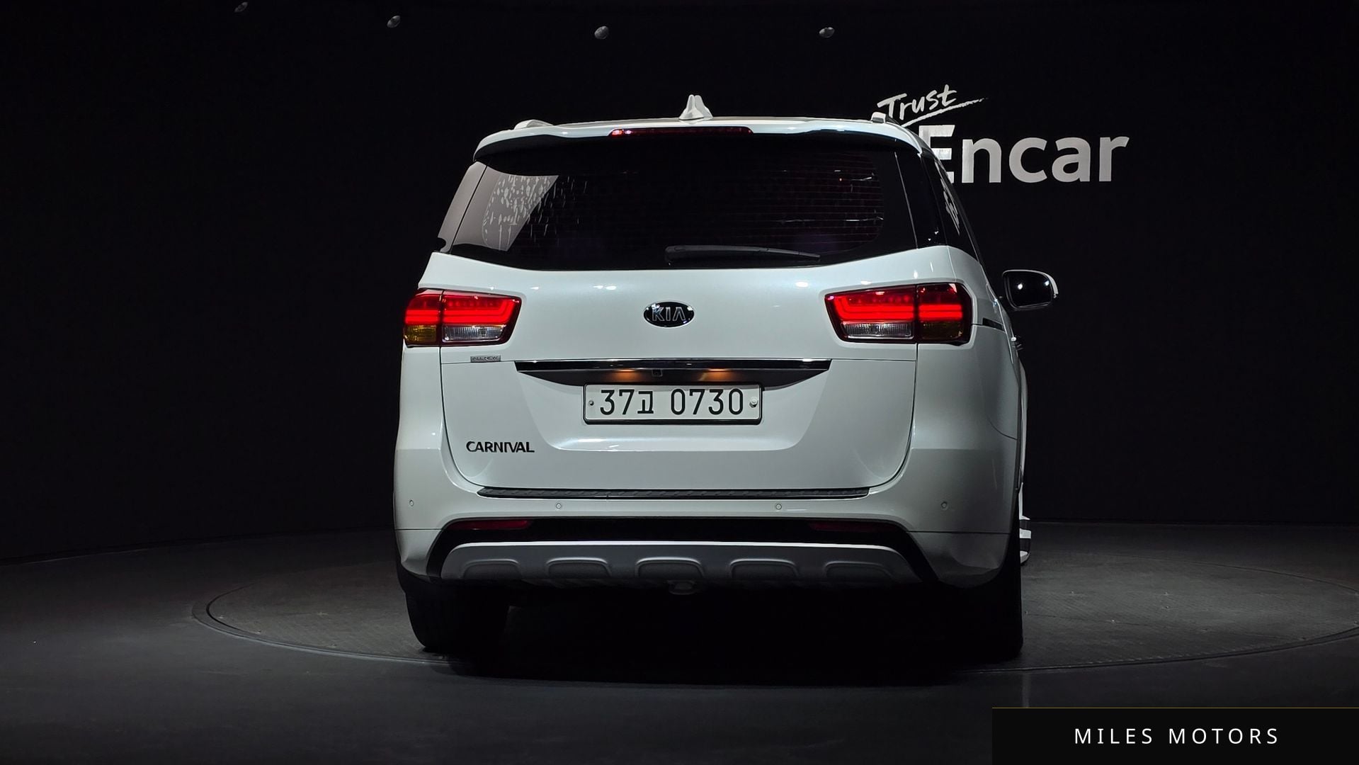 Kia Canival 2016 — миниатюра 4