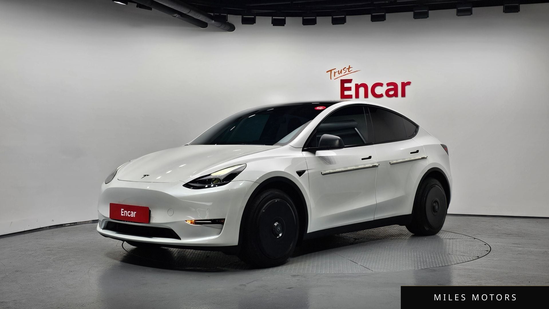 Tesla Model Y 2022 — фото 1 из 12