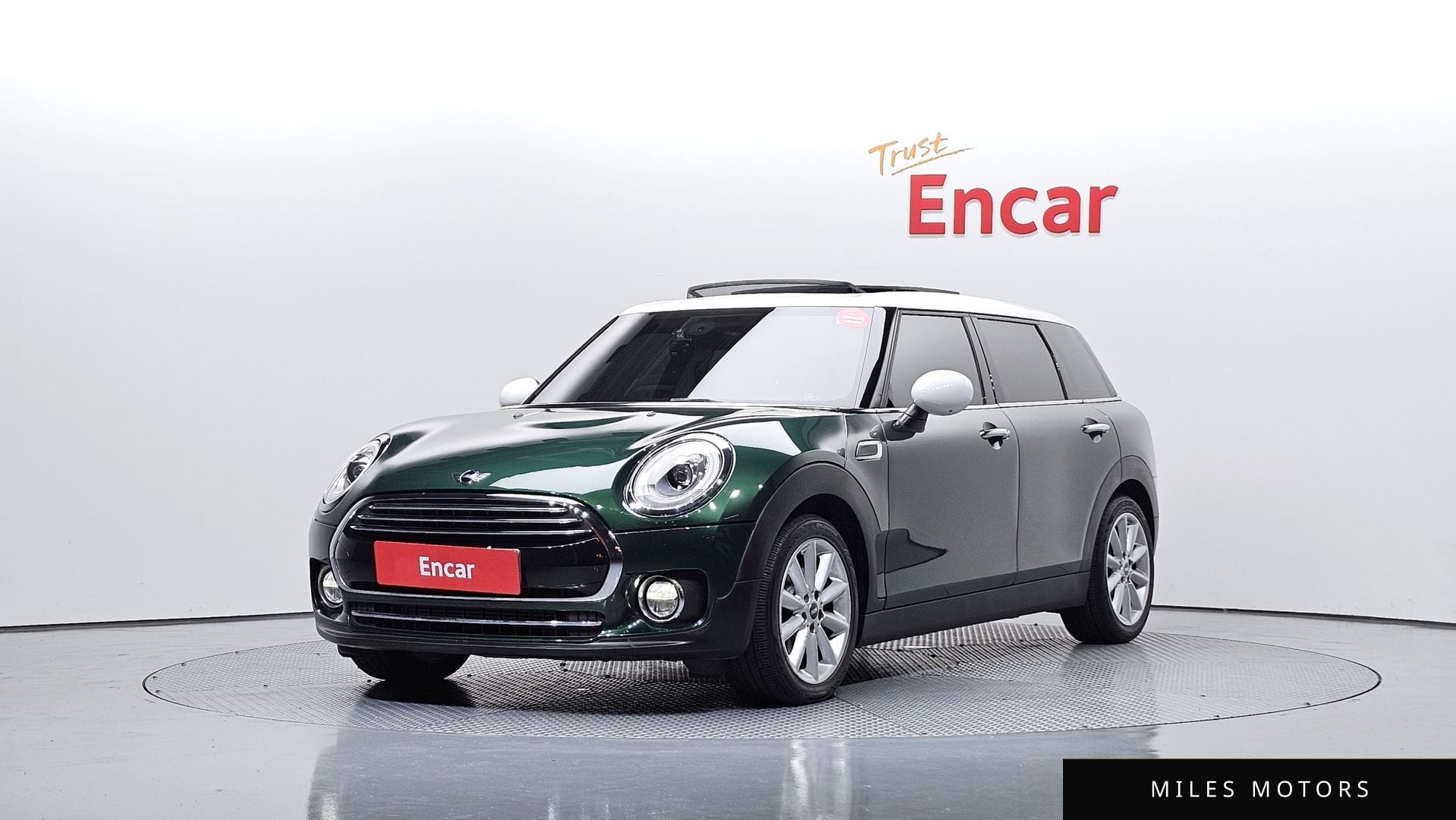 MINI Clubman 2016 — фото 1 из 12