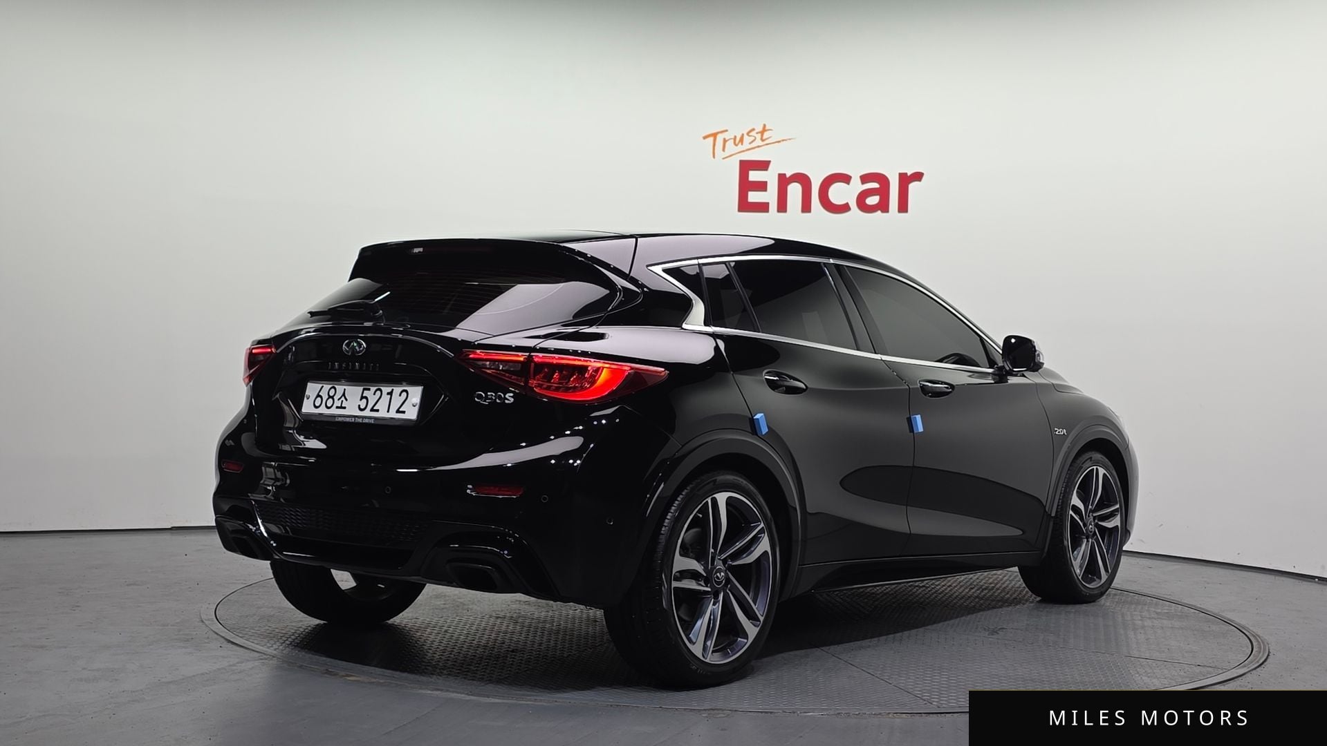 Infiniti Q30 2017 — миниатюра 2