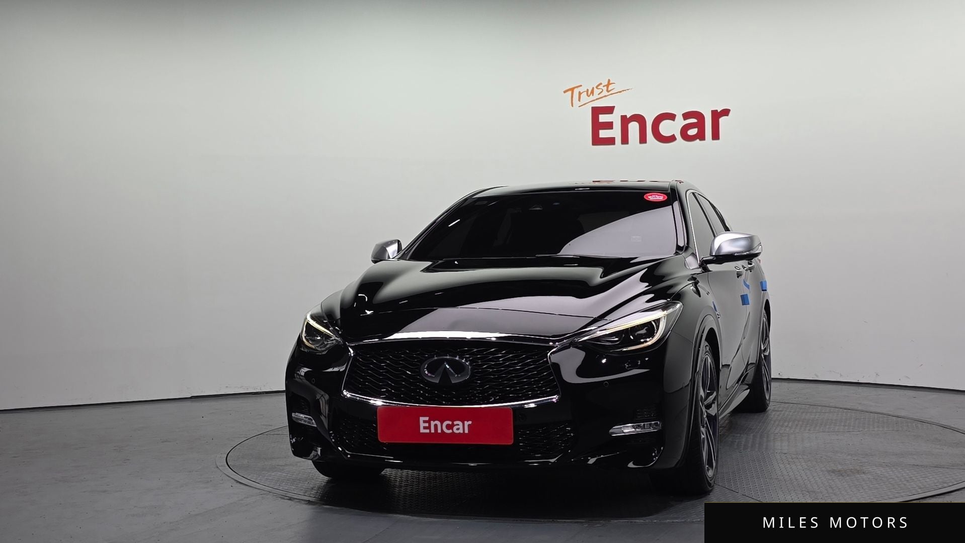 Infiniti Q30 2017 — миниатюра 3