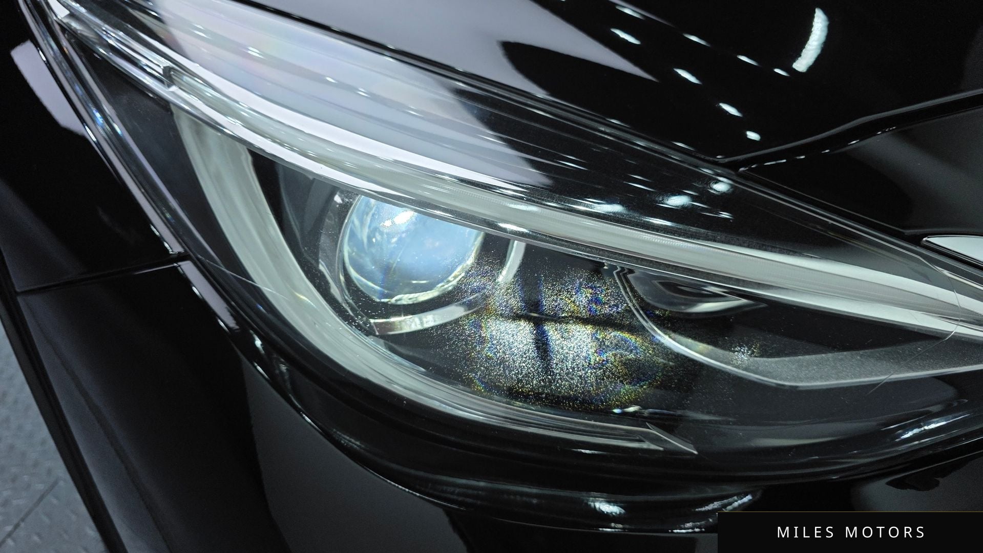 Infiniti Q30 2017 — миниатюра 8