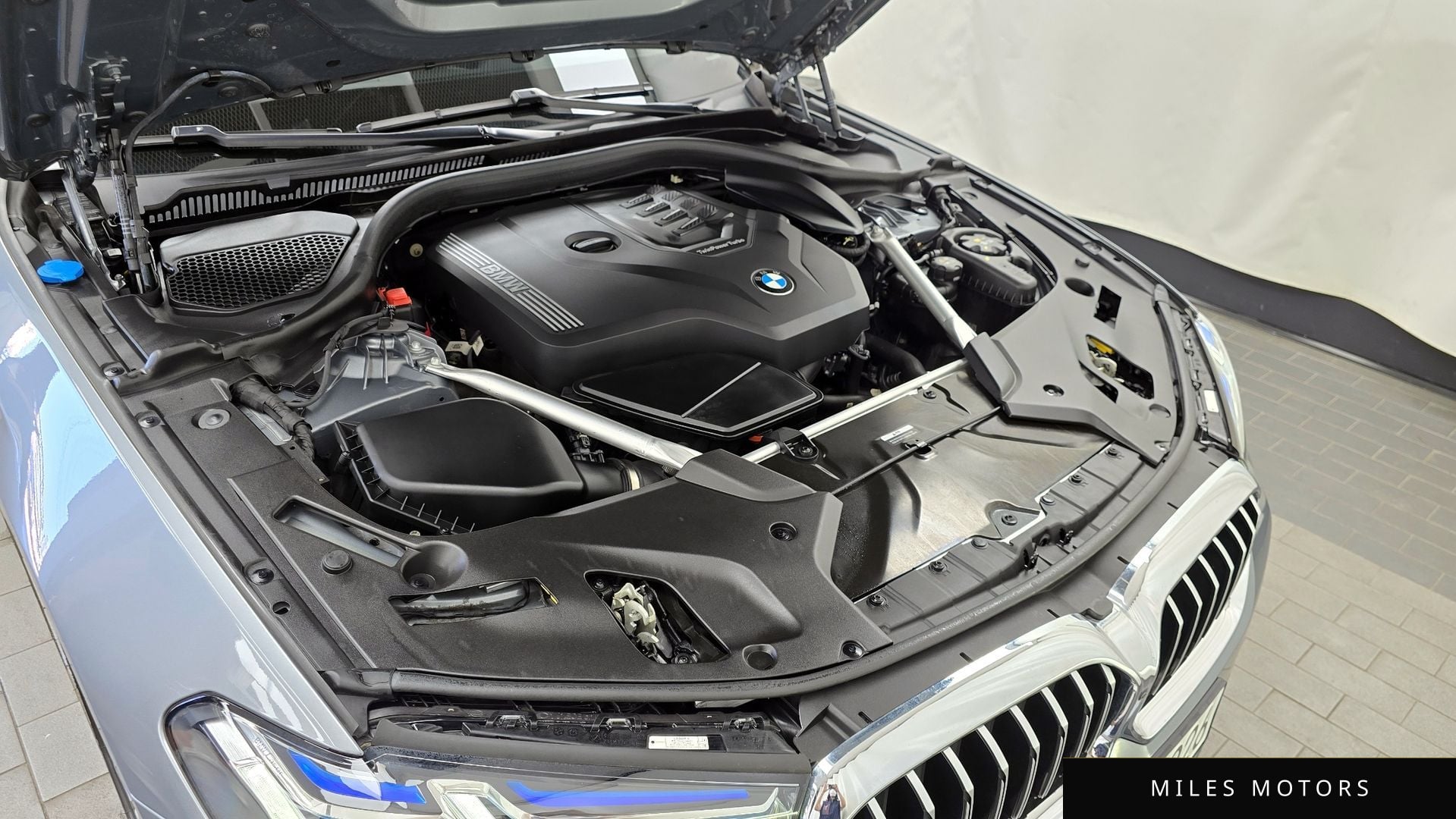 BMW 5 Series (G30) 2023 — миниатюра 6