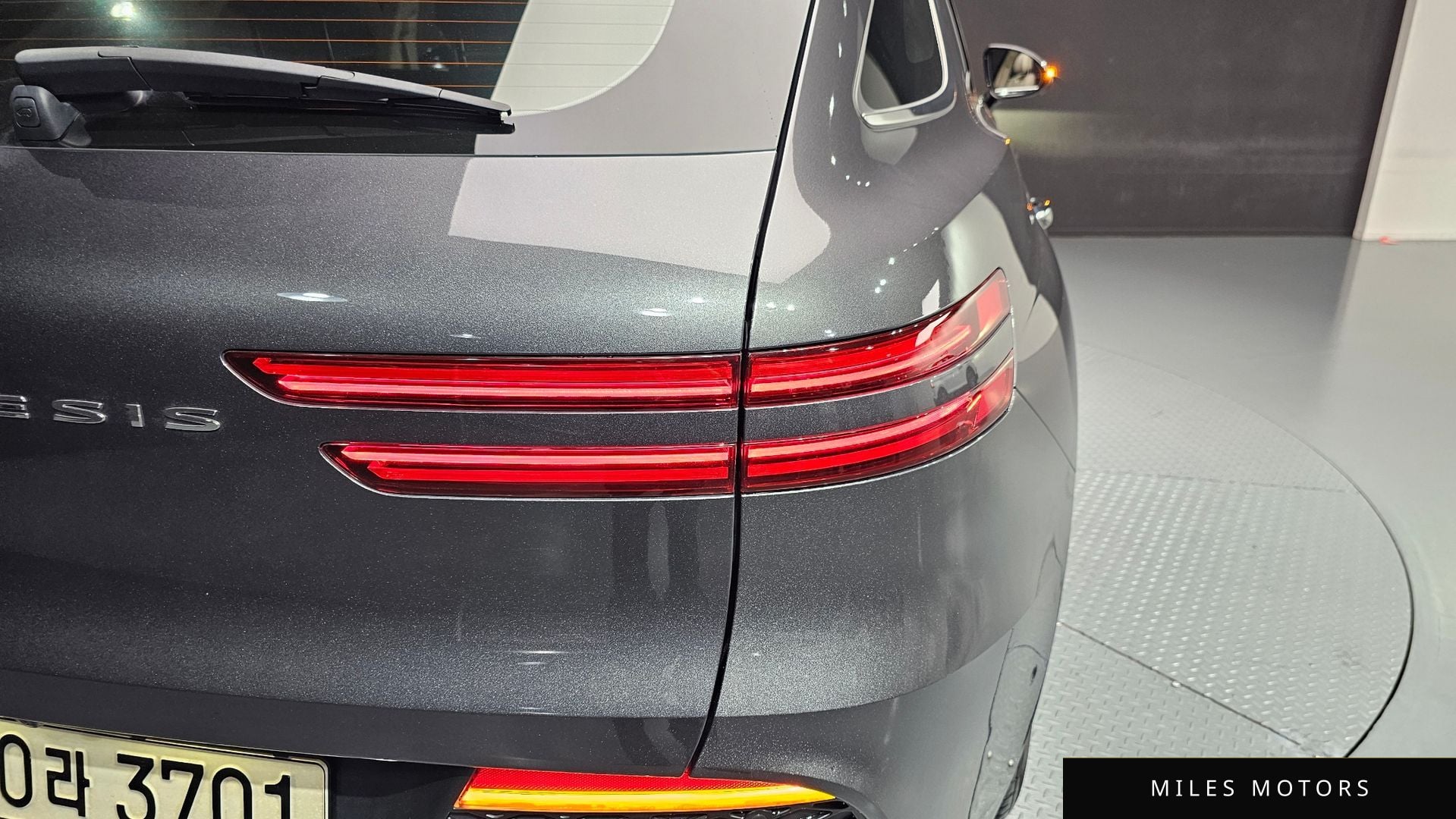Genesis GV70 2023 — миниатюра 9