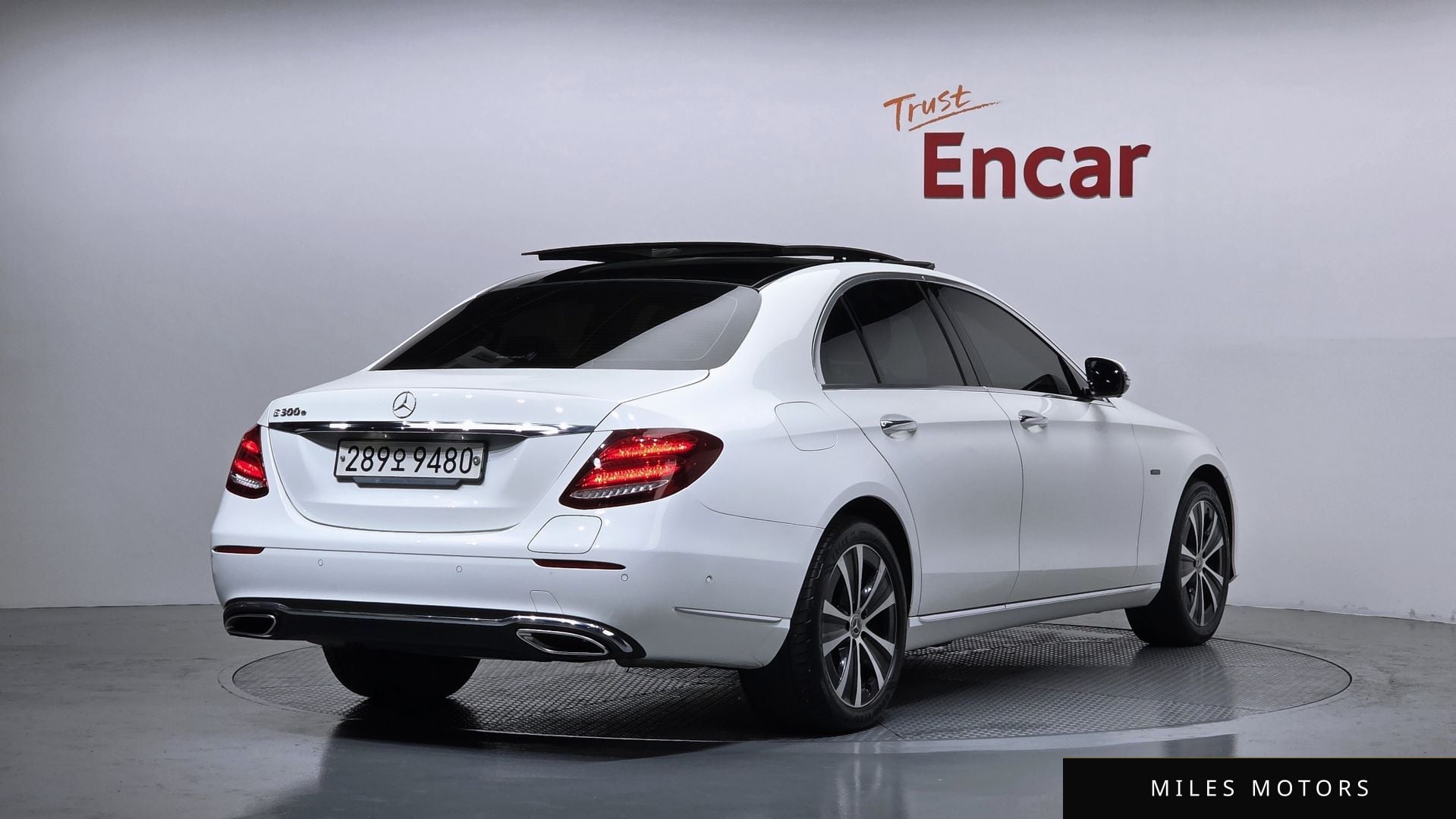 Mercedes-Benz E-Class W213 2019 — миниатюра 2