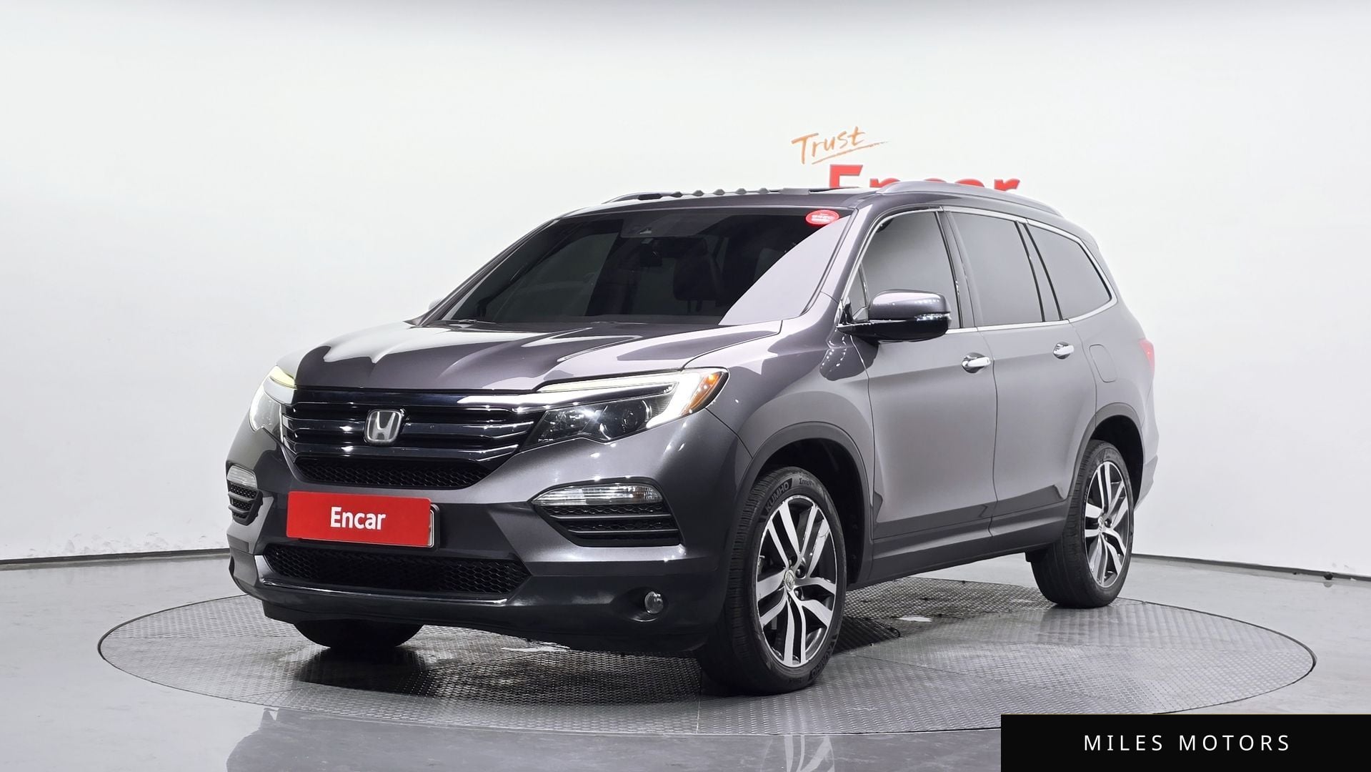 Honda Pilot 2018 — фото 1 из 12