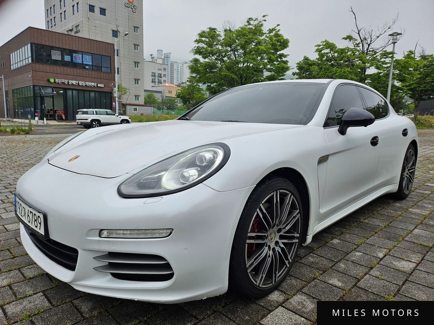 Porsche Panamera 2016 — миниатюра 2