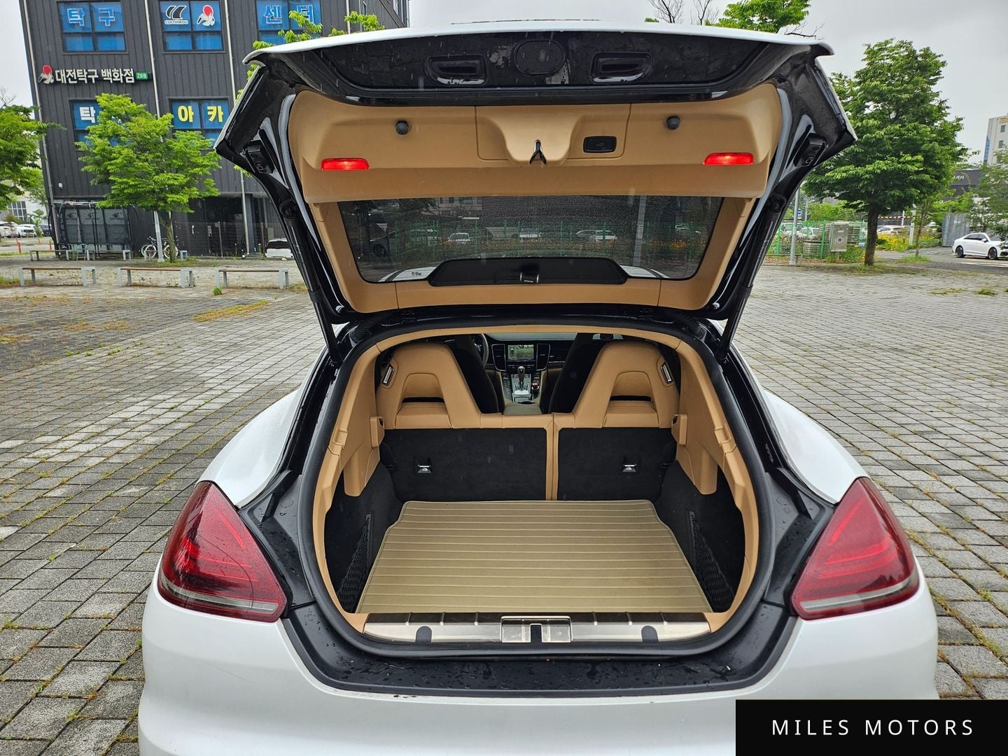 Porsche Panamera 2016 — миниатюра 9