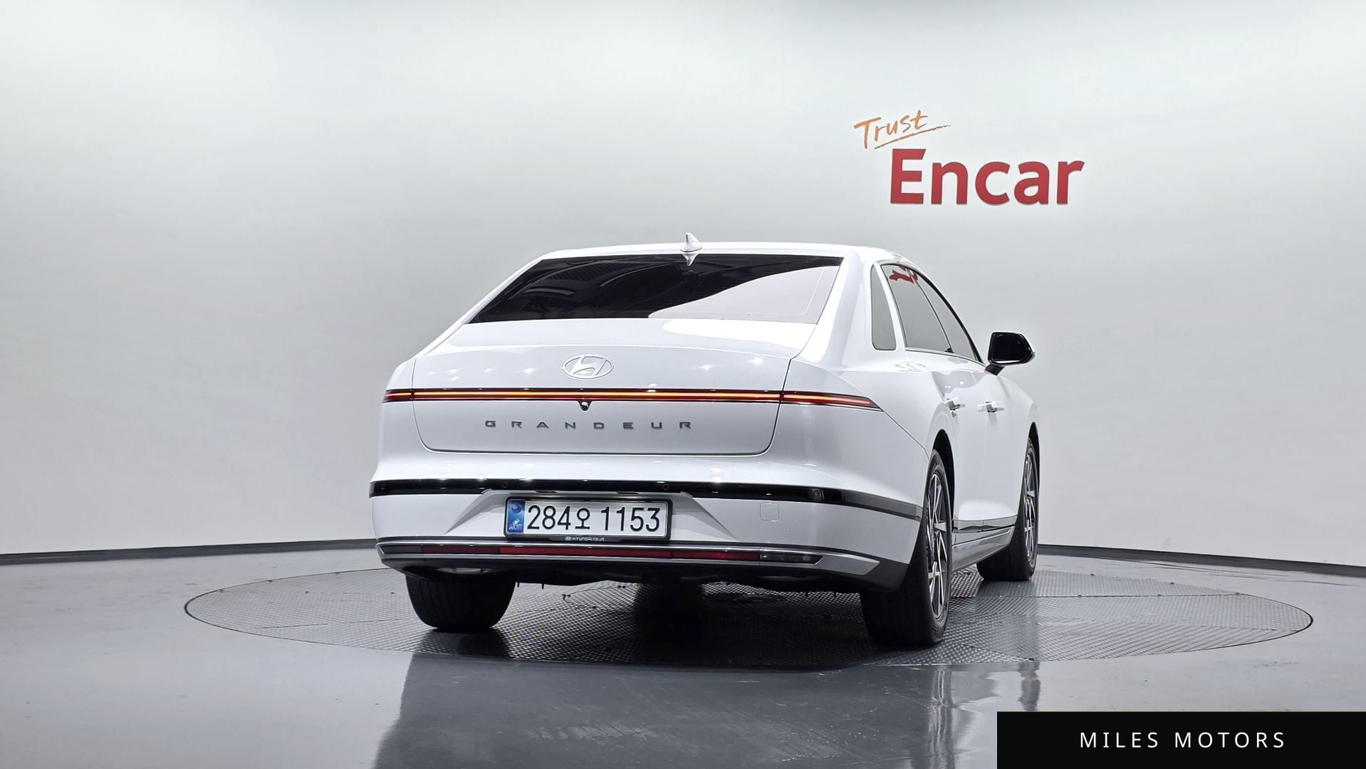 Hyundai Grandeur 2023 — миниатюра 3