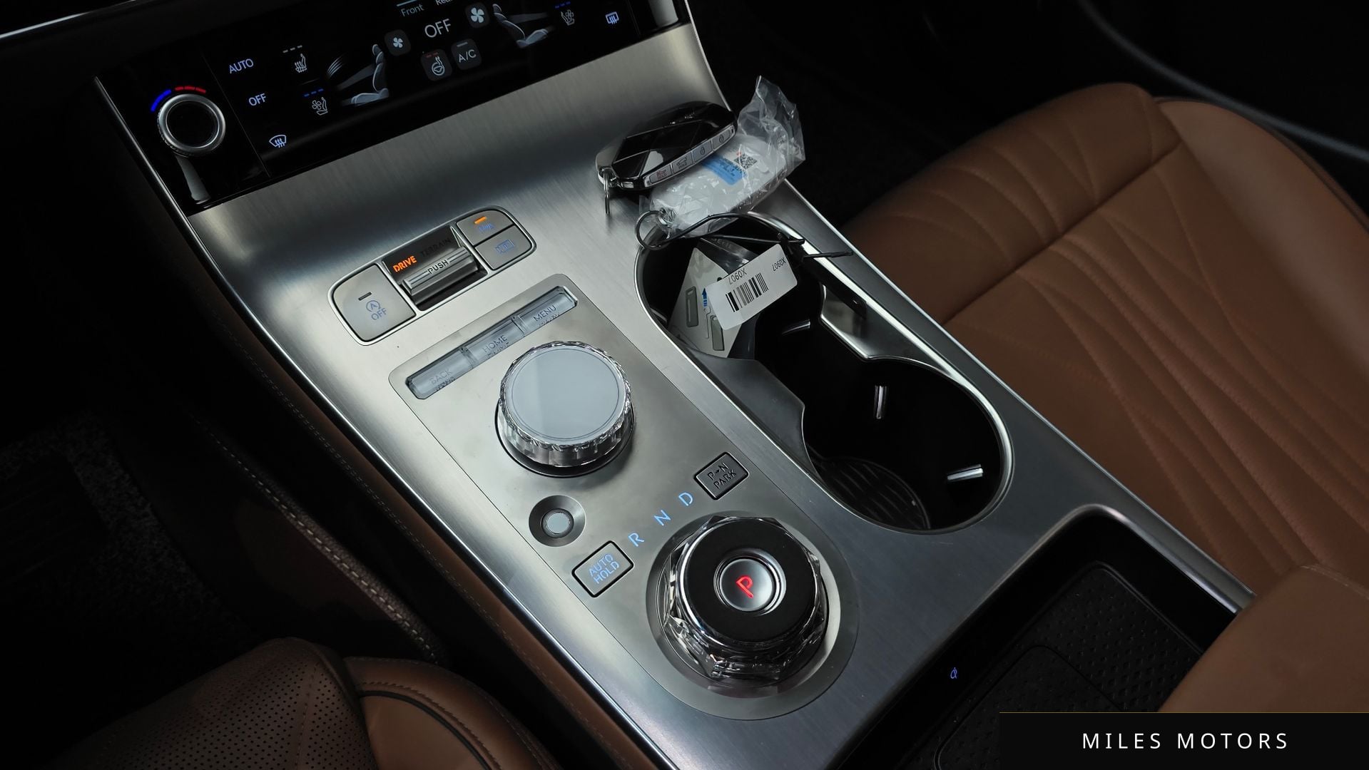 Genesis GV70 2025 — миниатюра 12
