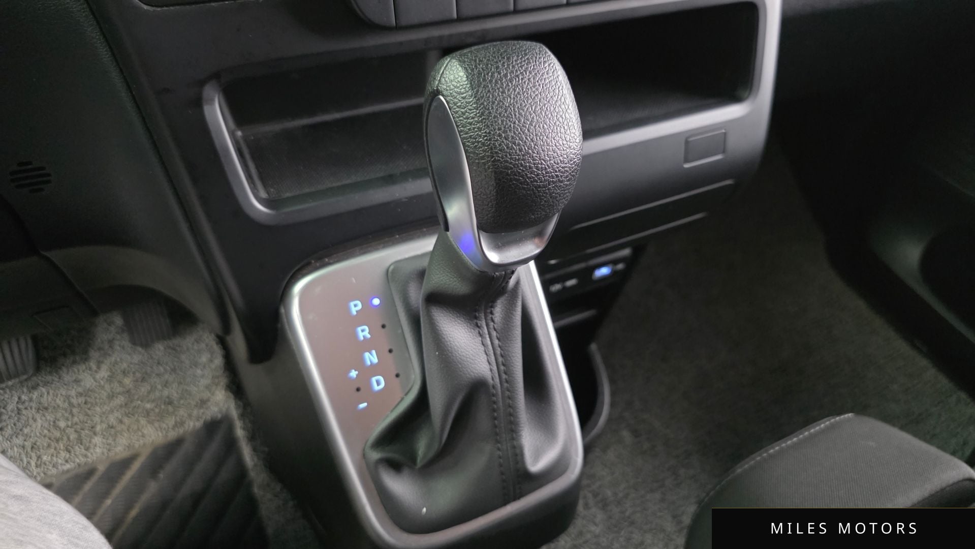 Hyundai Staria 2024 — миниатюра 12