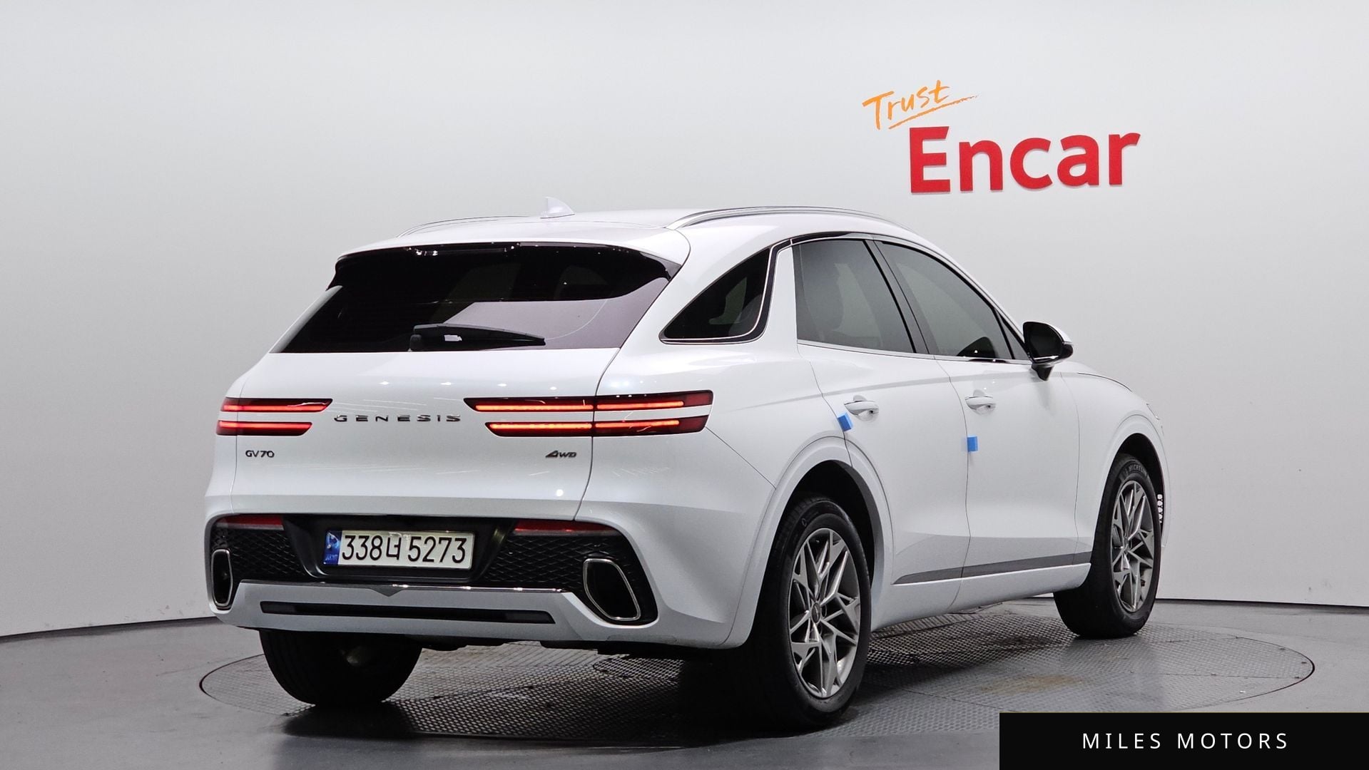 Genesis GV70 2023 — миниатюра 2
