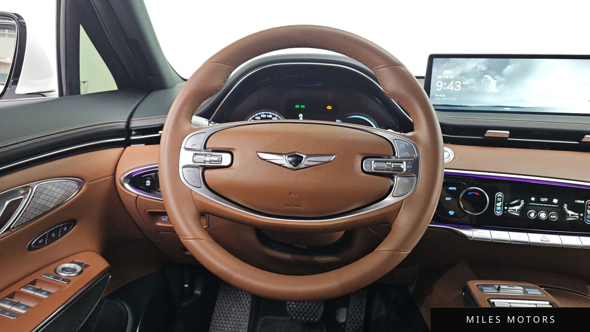 Genesis GV70 2023 — миниатюра 11