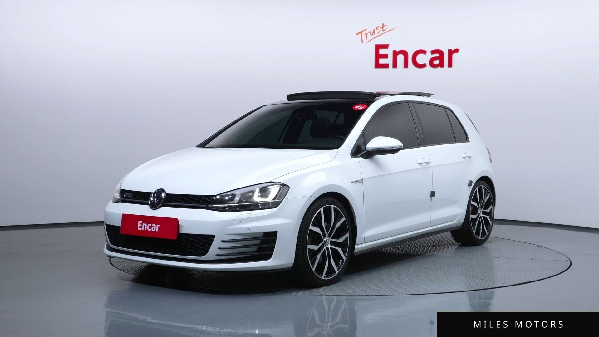 Volkswagen Golf 2016 — фото 1 из 12