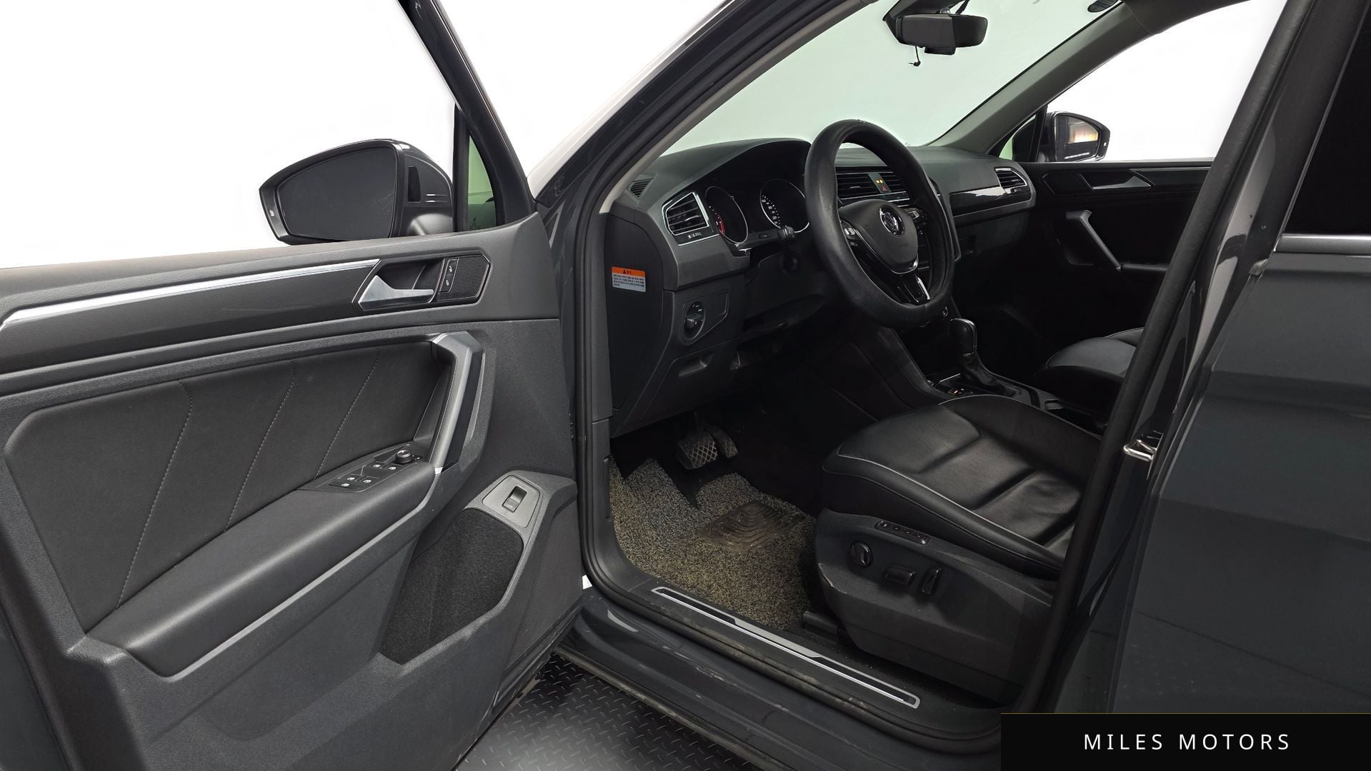 Volkswagen Tiguan 2018 — миниатюра 10