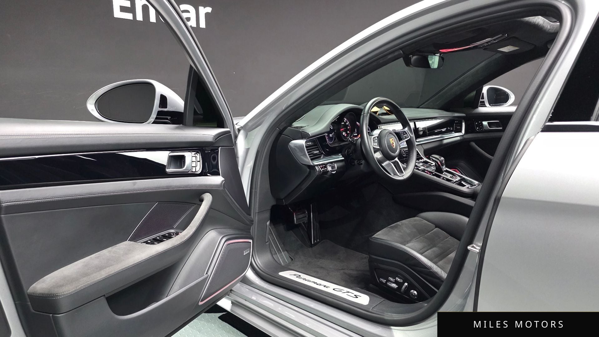 Porsche Panamera 2019 — миниатюра 10