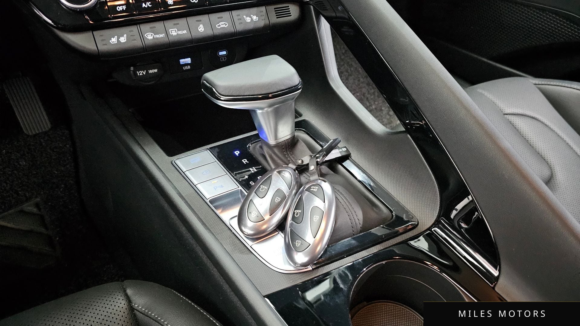 Hyundai AVANTE 2025 — миниатюра 12