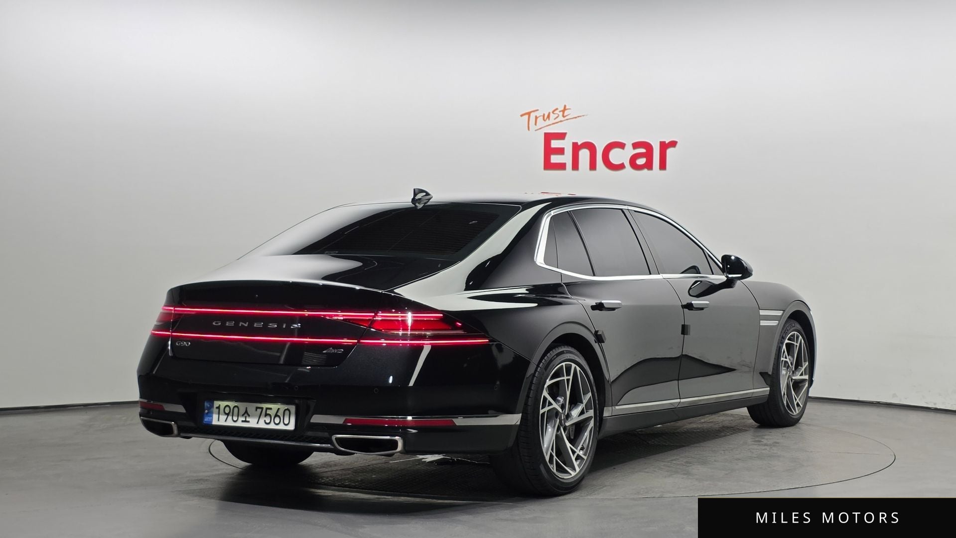 Genesis G90 (RS4) 2022 — миниатюра 2