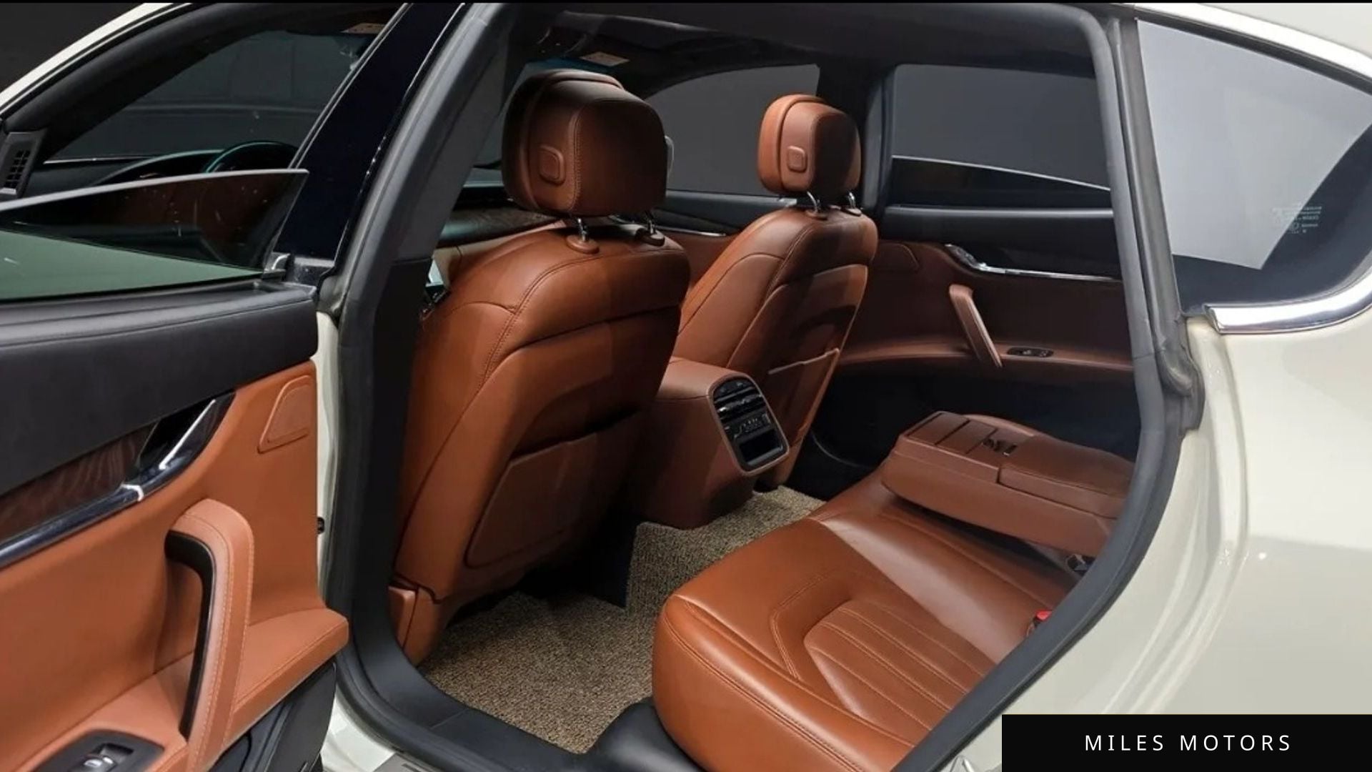 Maserati Quattroporte 2016 — миниатюра 12