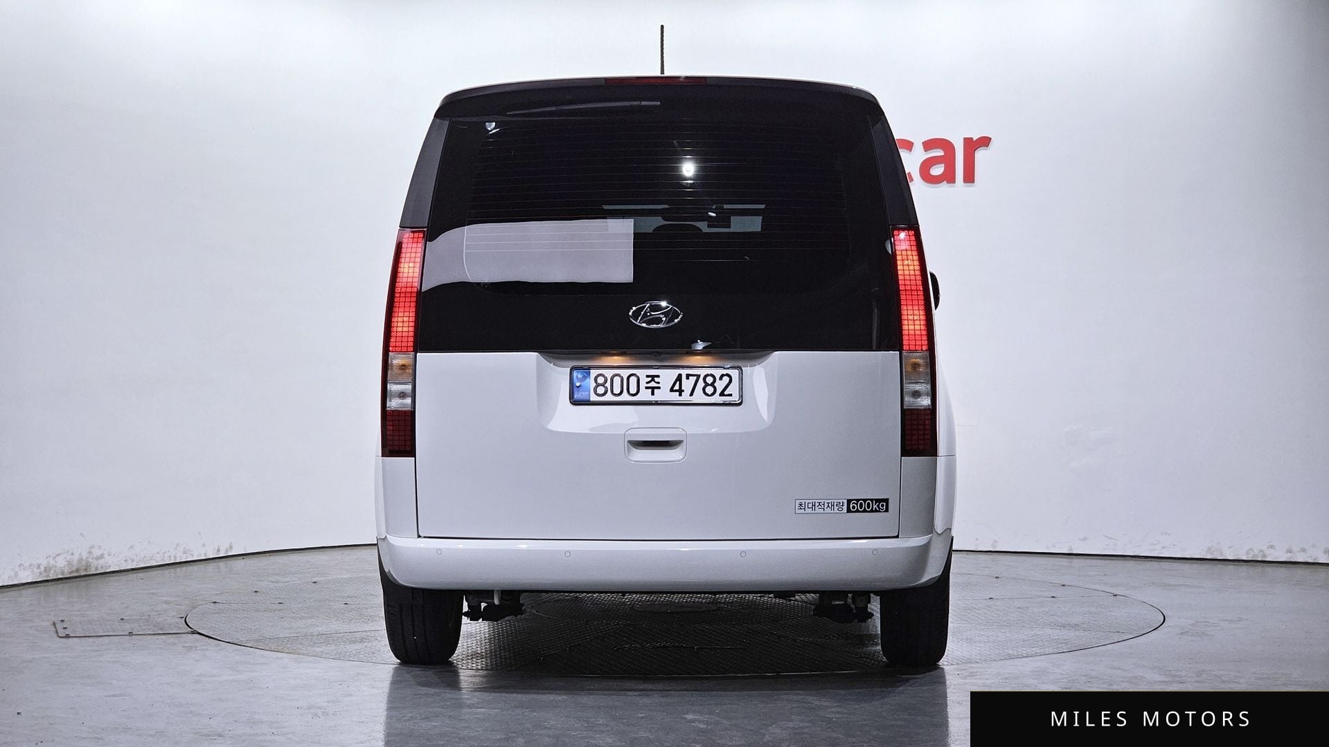 Hyundai Staria 2024 — миниатюра 4