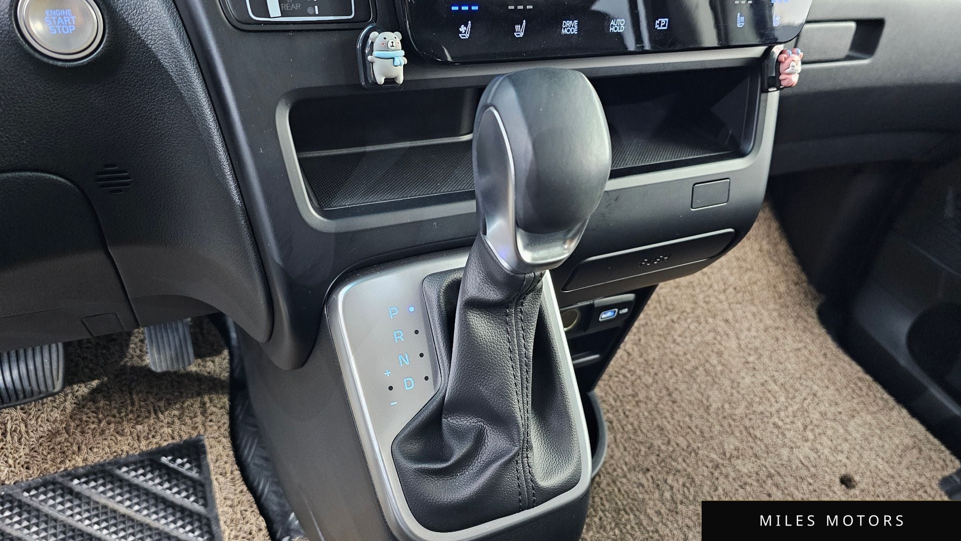 Hyundai Staria 2024 — миниатюра 12