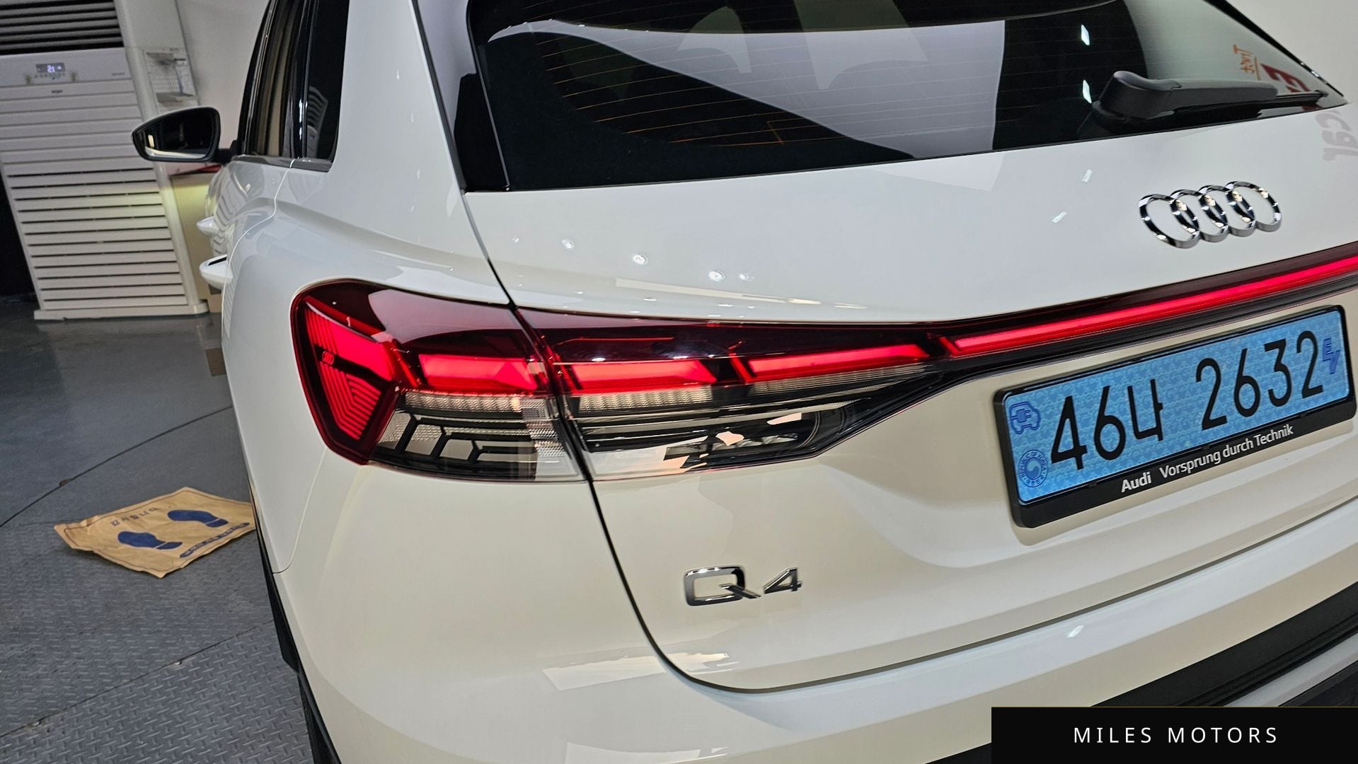 Audi Q4 e-tron 2025 — миниатюра 9
