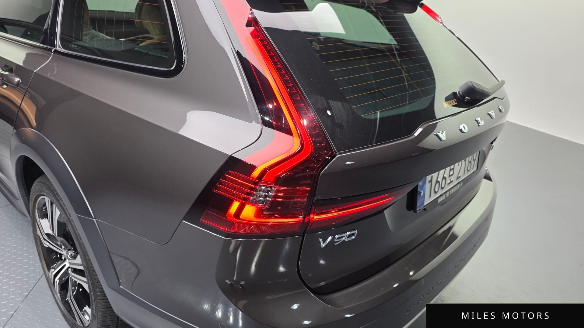 Volvo V90 2021 — миниатюра 9