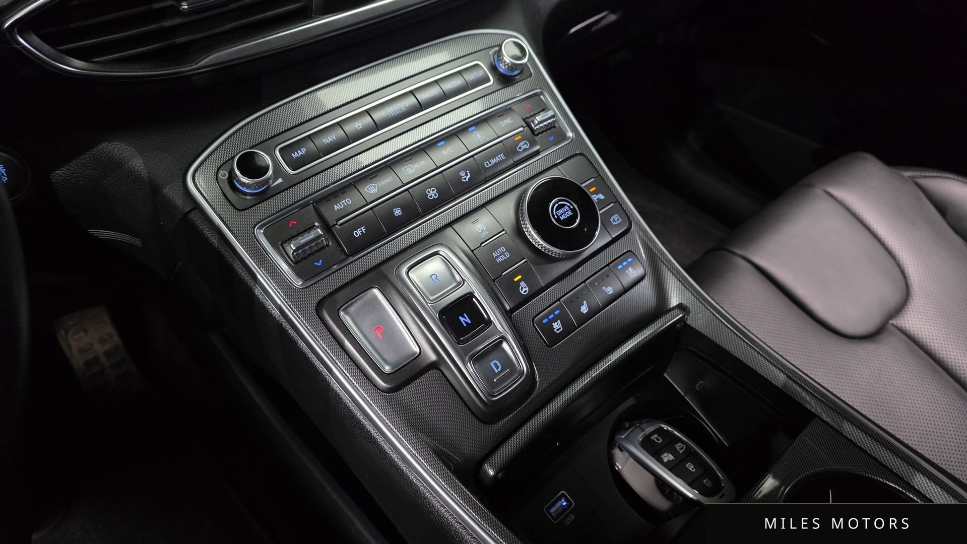 Hyundai Santafe 2021 — миниатюра 12