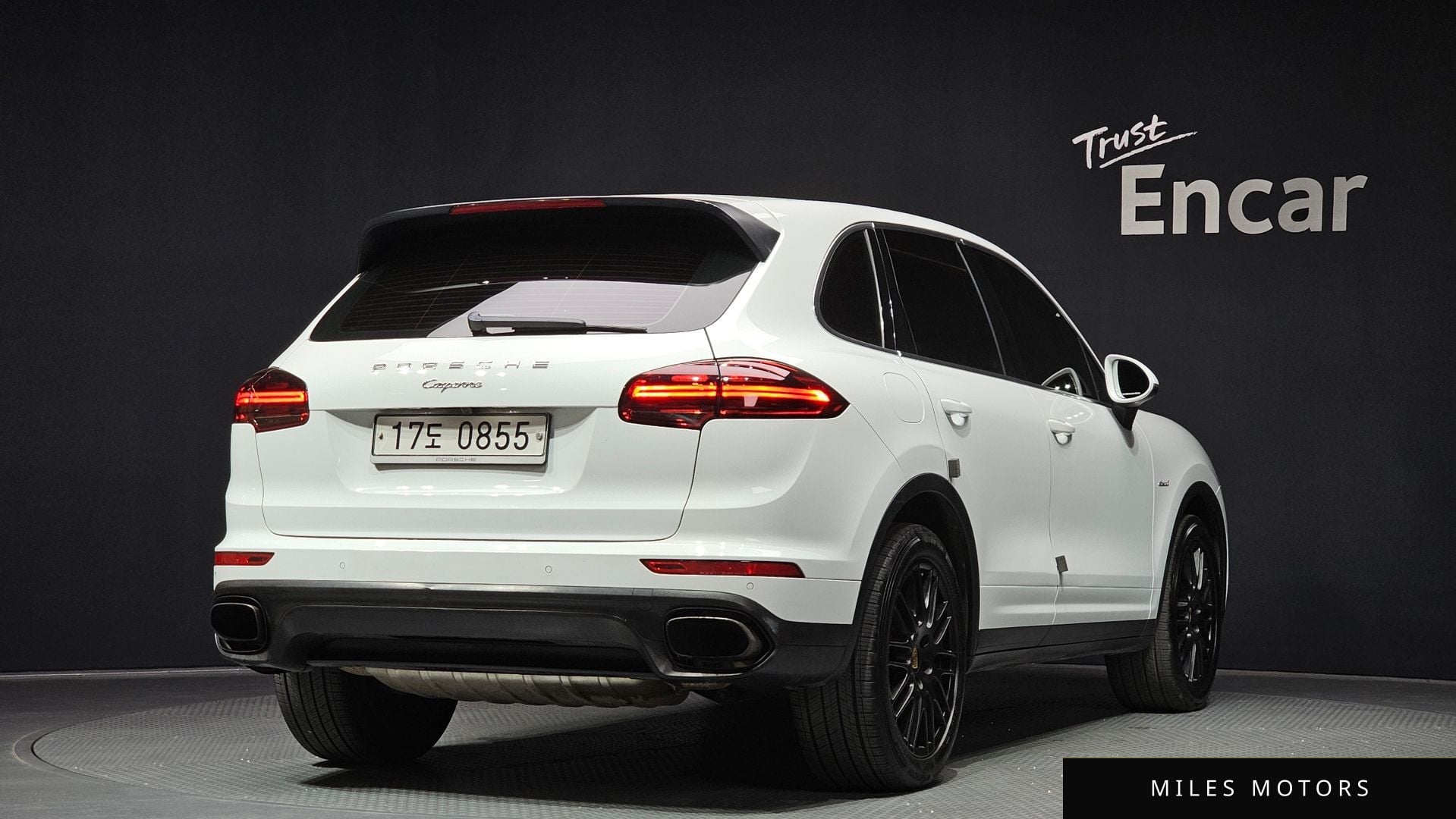 Porsche Cayenne 2016 — миниатюра 2