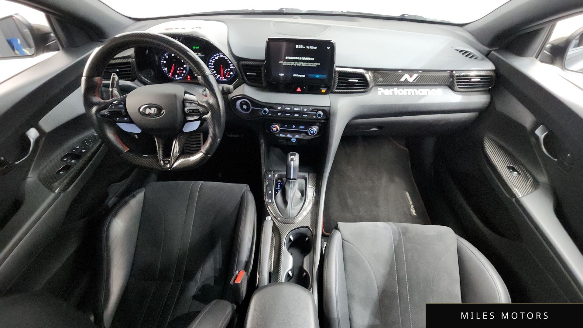 Hyundai Veloster 2022 — миниатюра 9