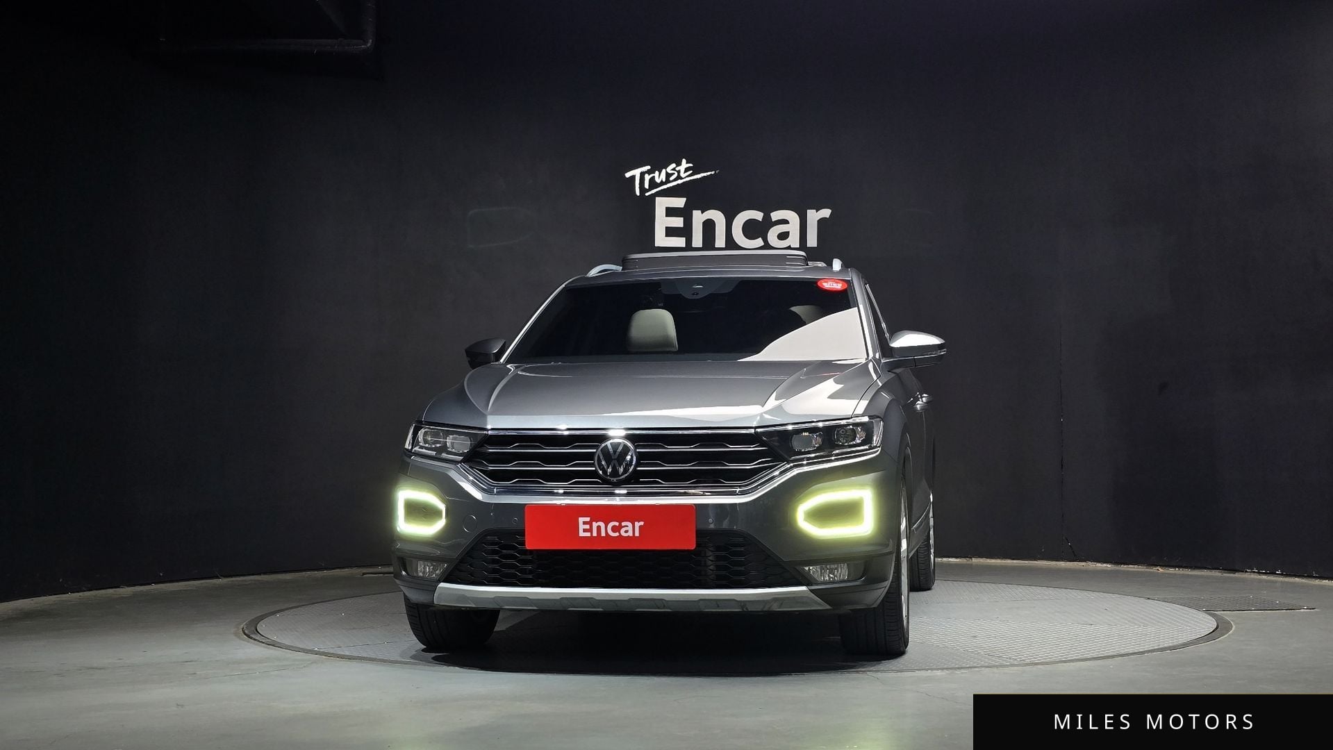 Volkswagen T-Roc 2021 — миниатюра 3