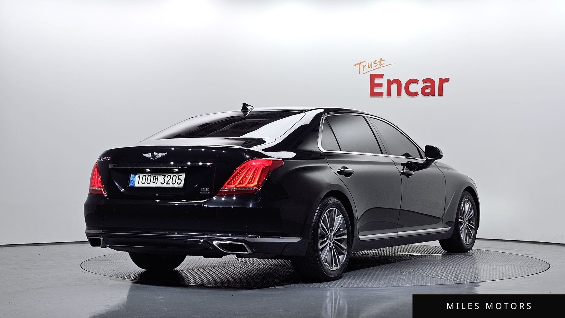 Genesis EQ900 2018 — миниатюра 2