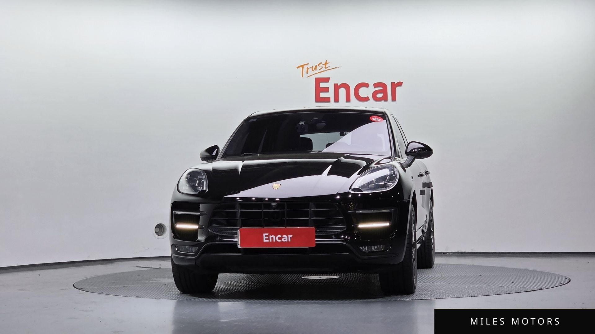 Porsche Macan 2017 — миниатюра 3