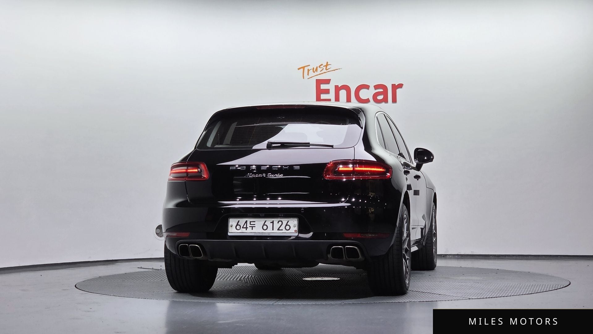 Porsche Macan 2017 — миниатюра 4