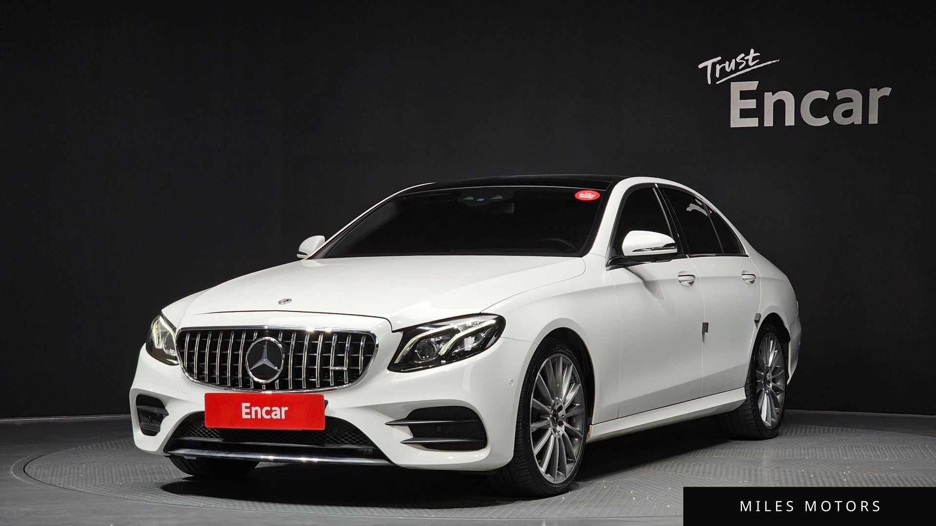 Mercedes-Benz E-Class W213 2019 — фото 1 из 12