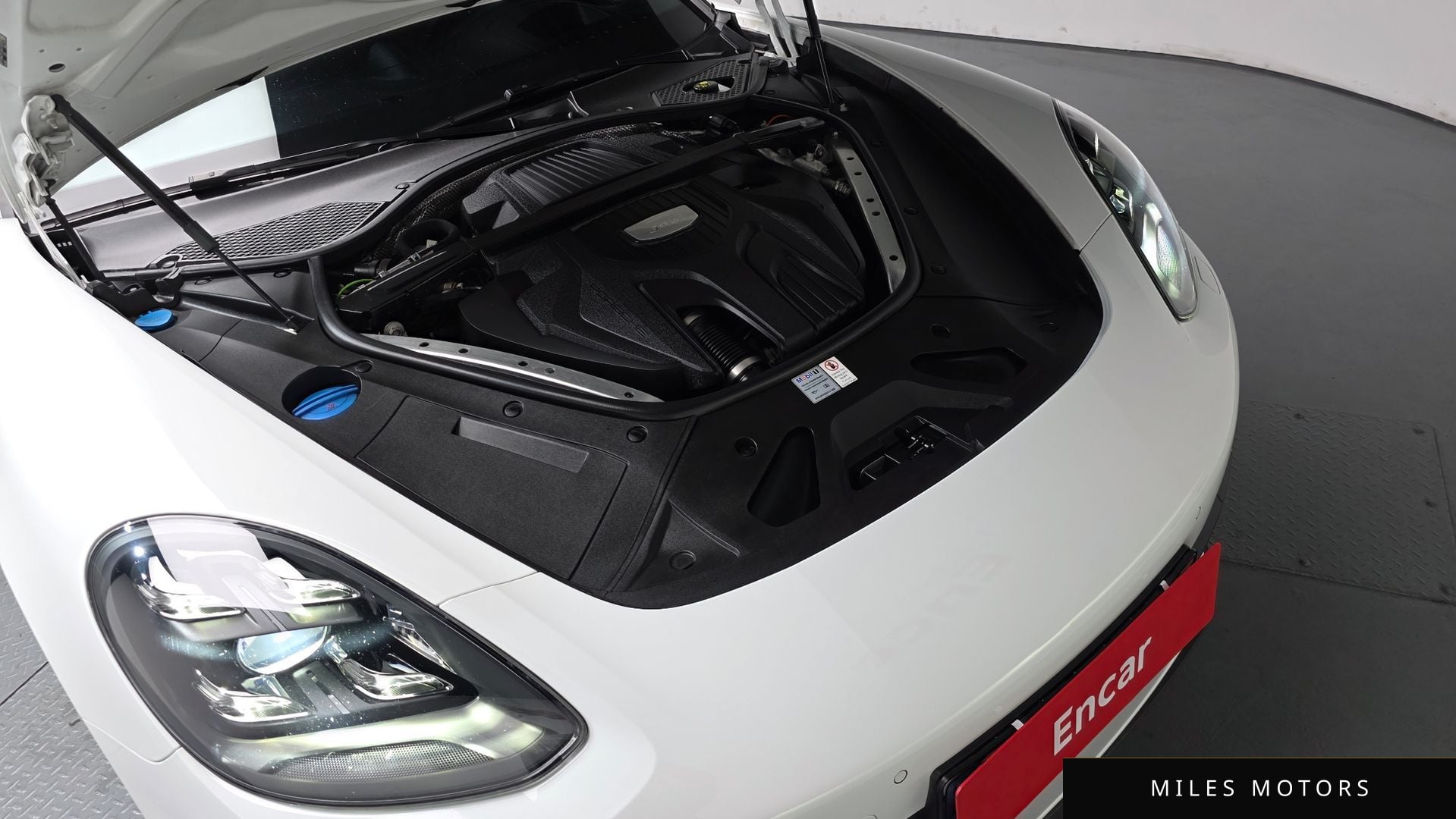 Porsche Panamera 2020 — миниатюра 5
